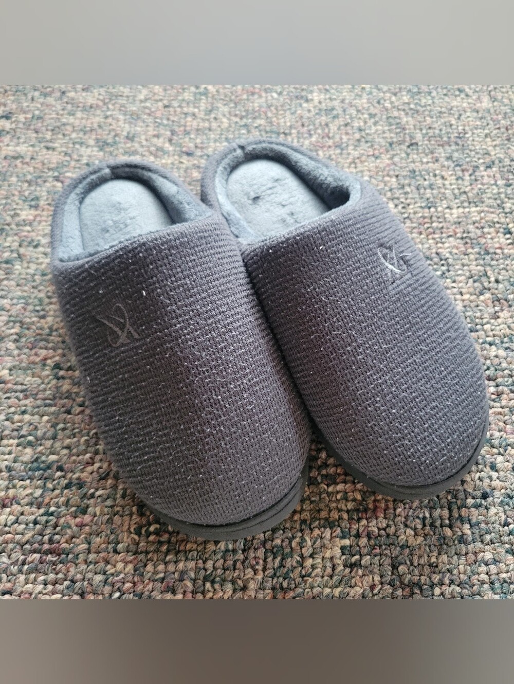🛑Unisex Gray Slip-On House Slippers